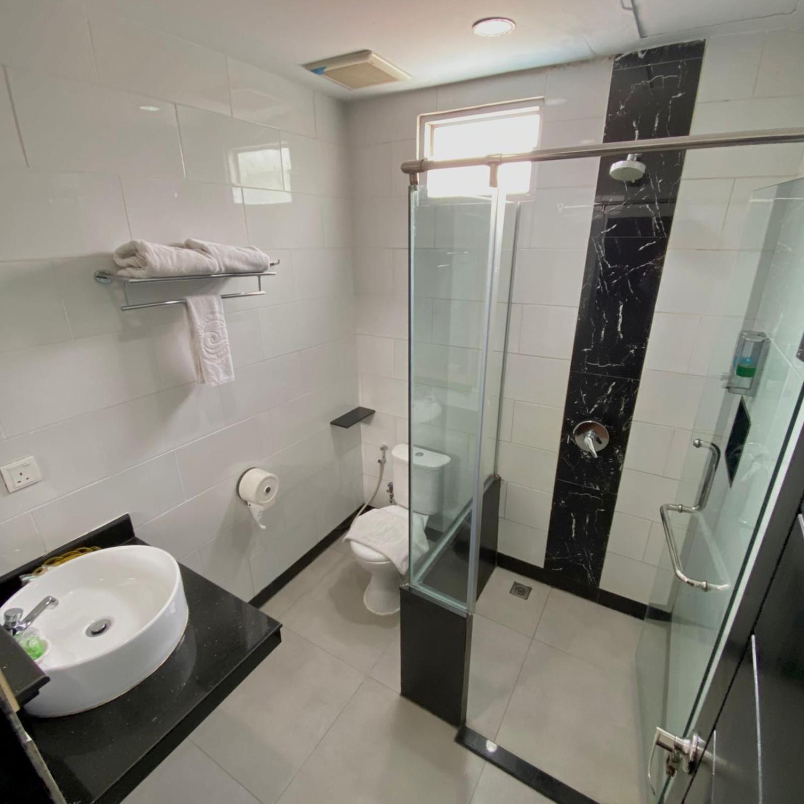 Batam Harbour Boutique Hotel & Spa Nagoya Cameră foto
